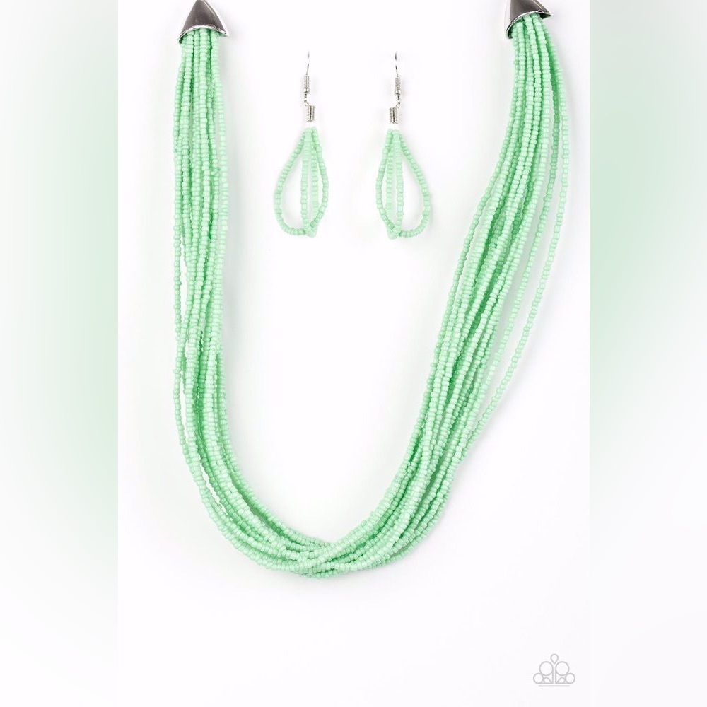 Wide Open Spaces Green Necklace